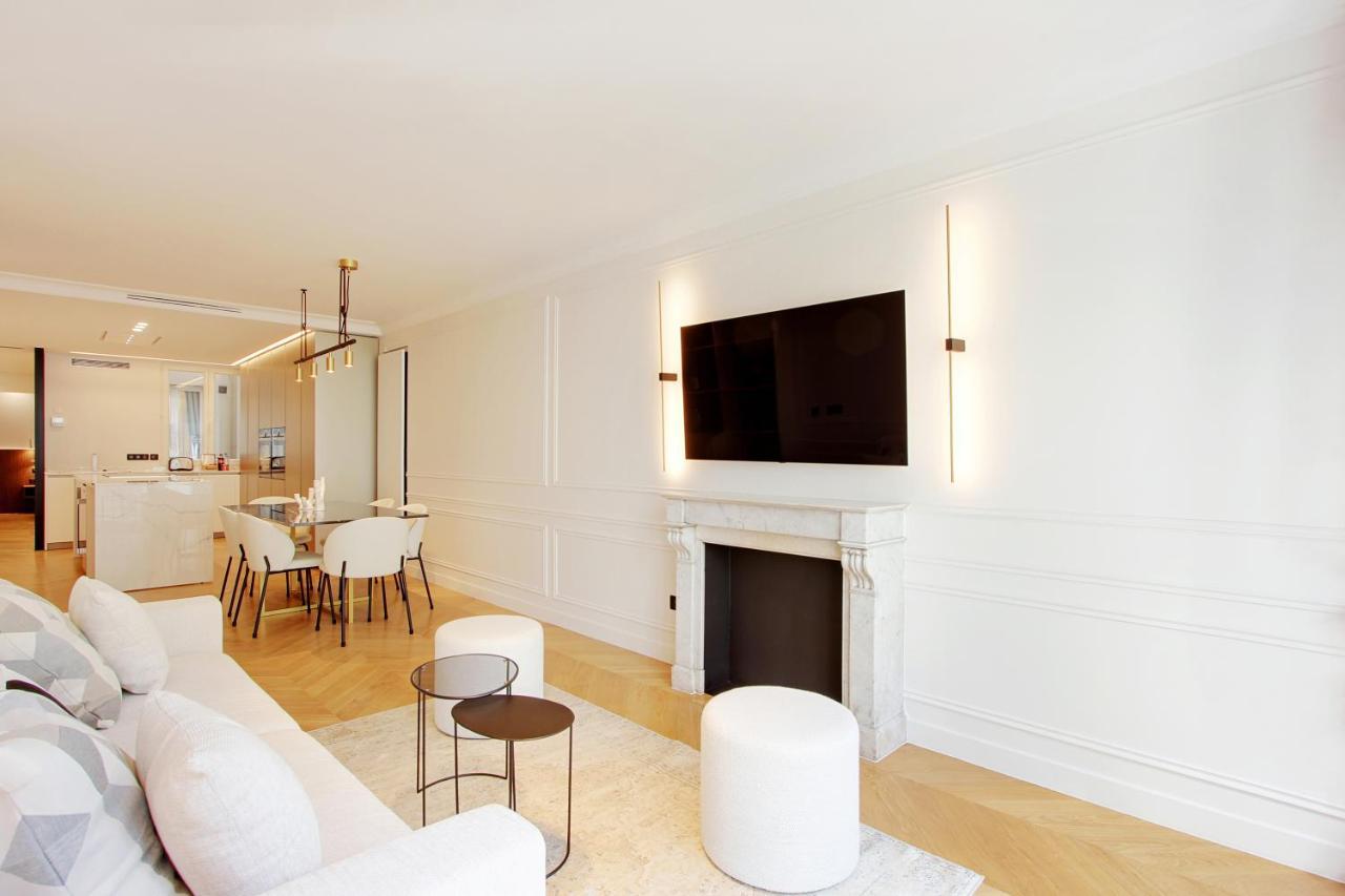 Appartement Stunning With View At The Very Heart Of *